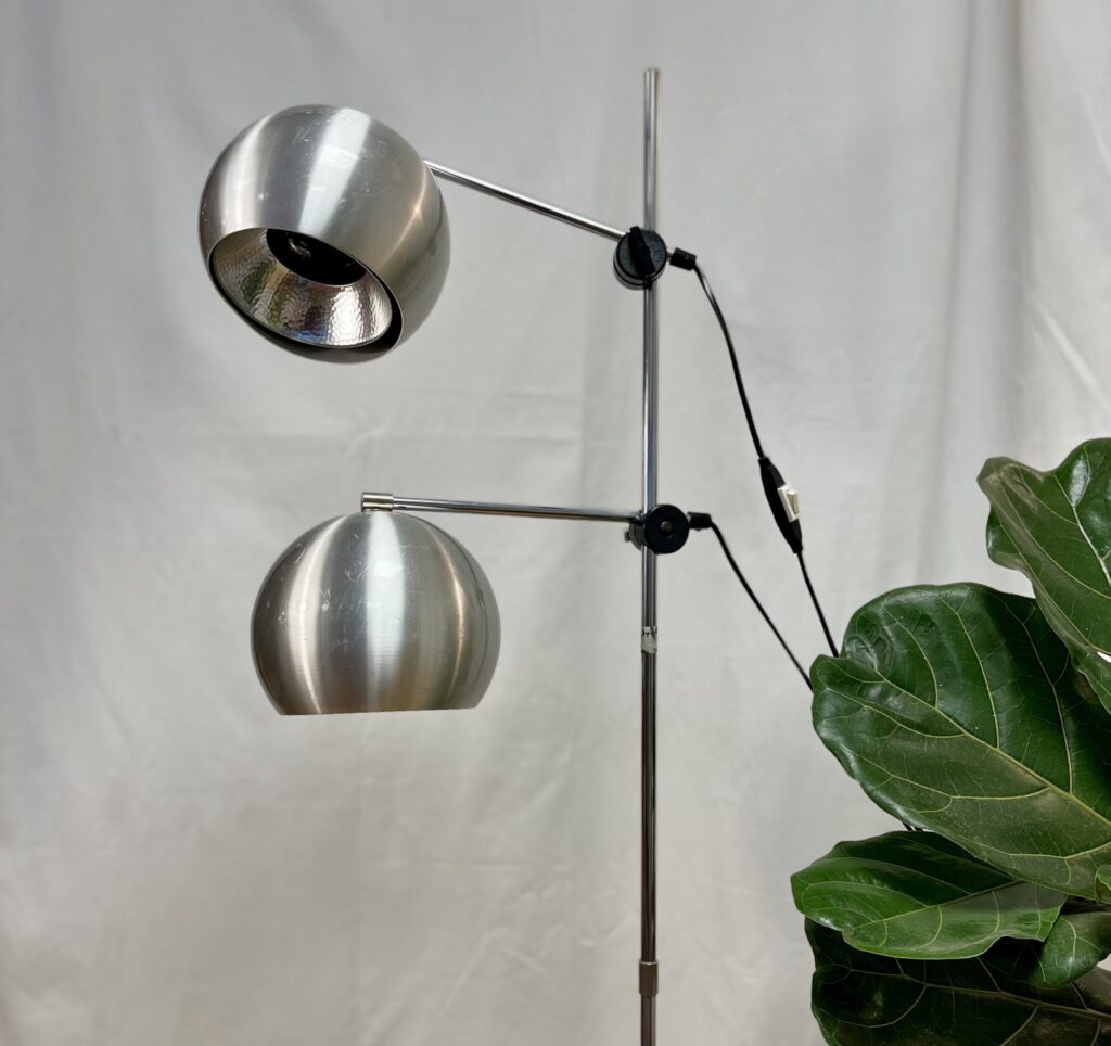 2-hövdad Golvlampa, Frandsen