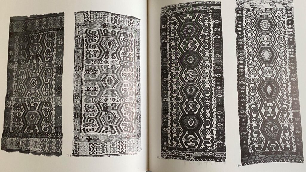 Kilims. The Art of Tapestry Weaving in Anatolia, the Caucasus and Persia - Image 5