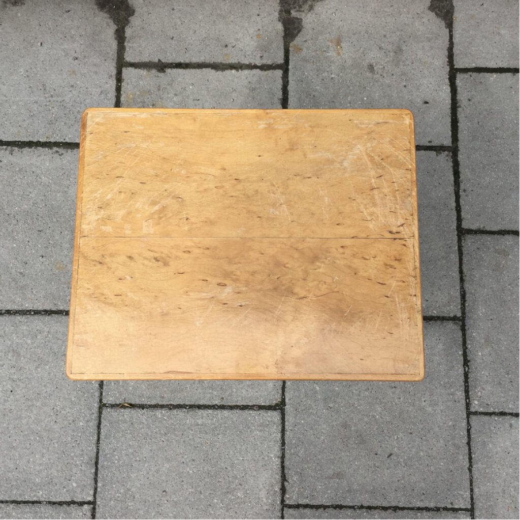 Litet Björkrots Bord med Förvaring - Image 3