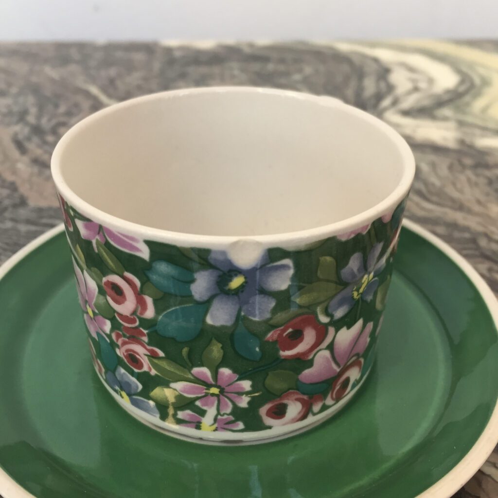 Grön "Flox" Kaffekopp med Fat - Image 2