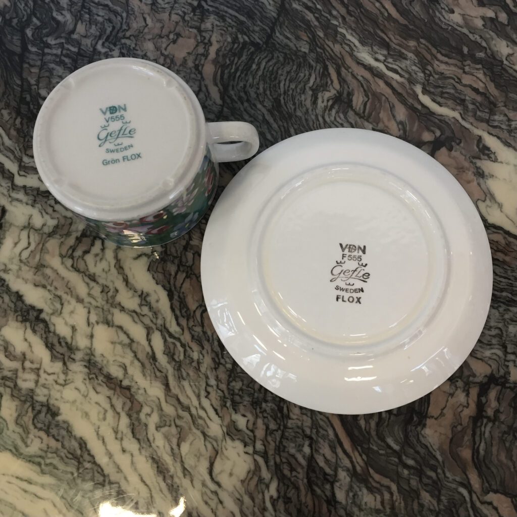 Grön "Flox" Kaffekopp med Fat - Image 3