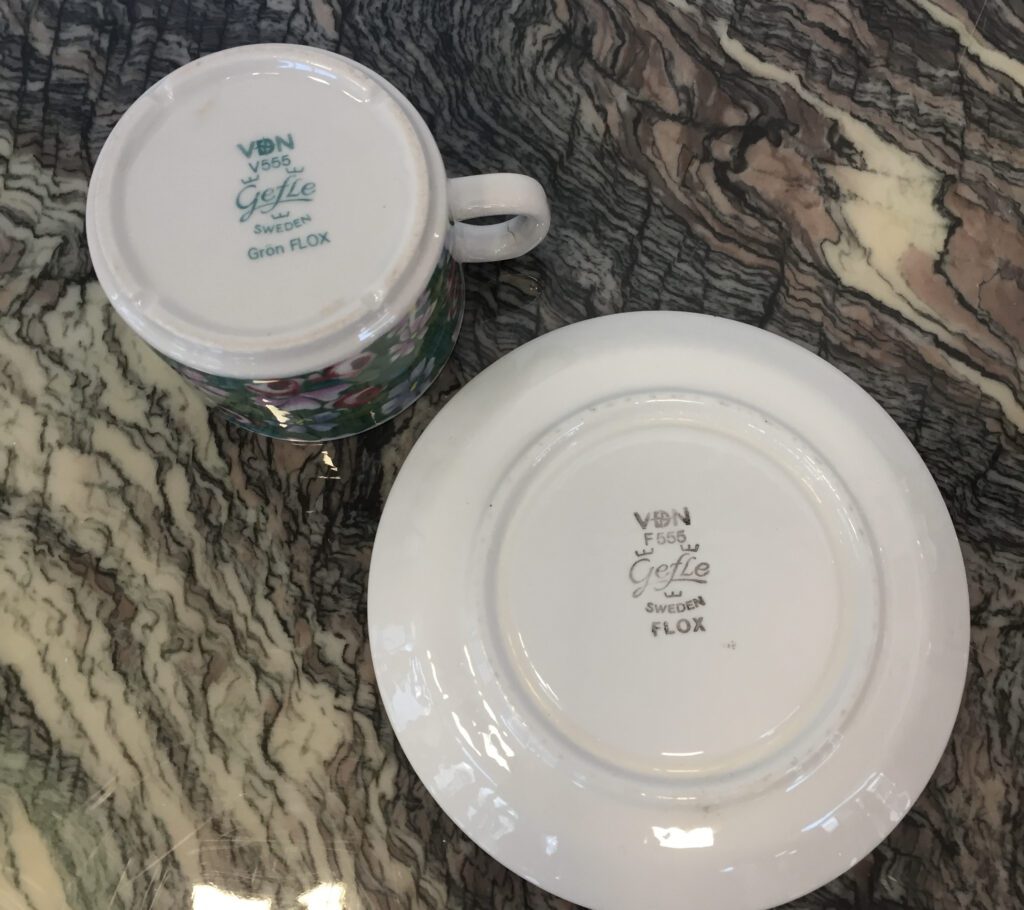 Grön "Flox" Kaffekopp med Fat - Image 4