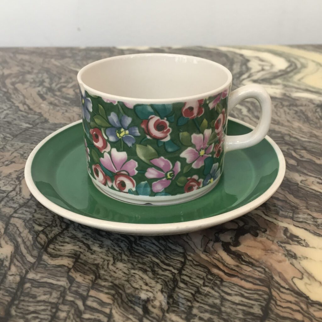 Grön "Flox" Kaffekopp med Fat