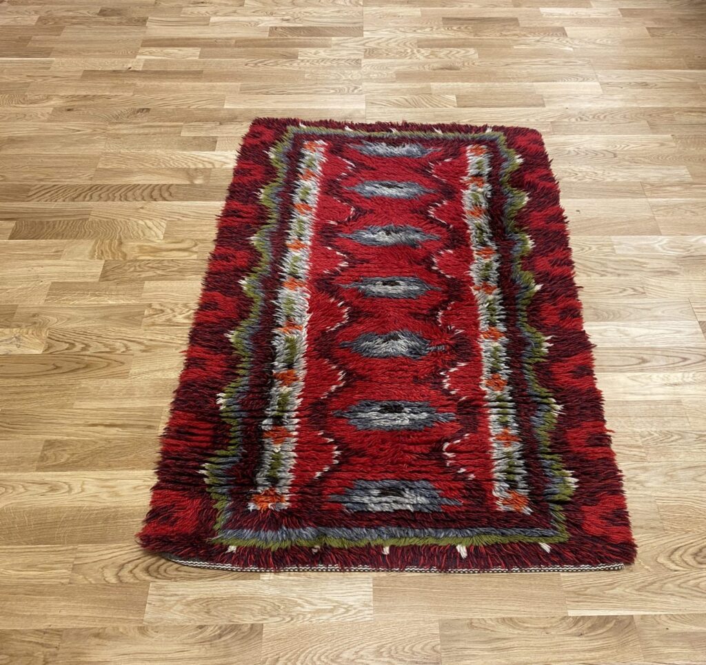 Retro Ryamatta - Red Adare