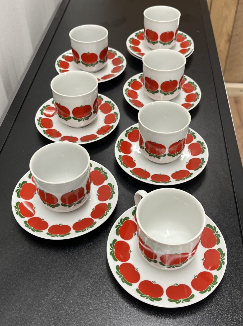 Söta Kaffekoppar med Äppledekor - Image 3