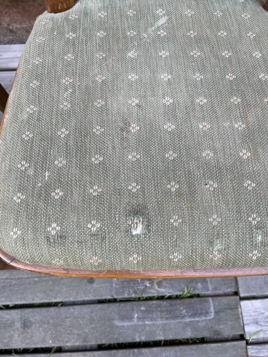 2st NK Stolar med Grönt Tyg - Image 2