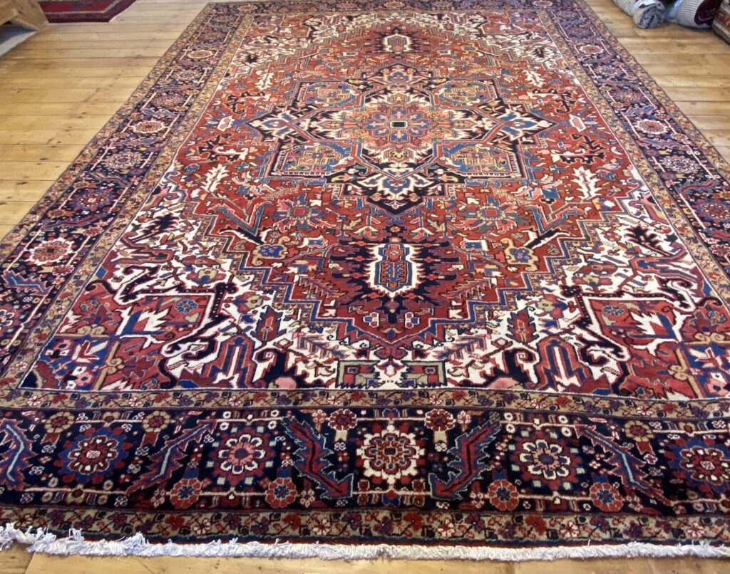 Superb Semi-Antique Heriz