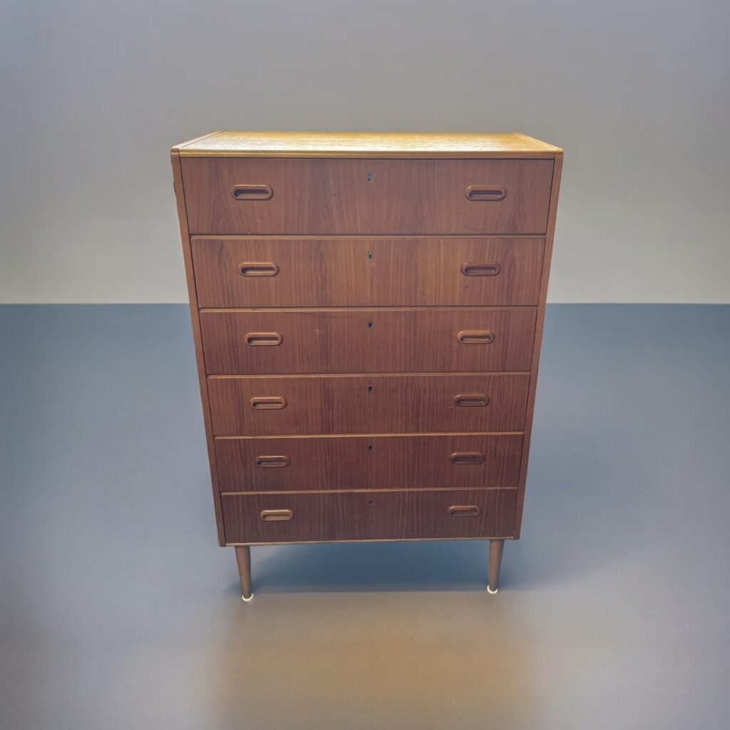 Stor Teak Byrå med 6 Lådor