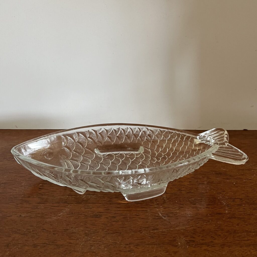 Fiskformad Tallrik i Glas - Image 2
