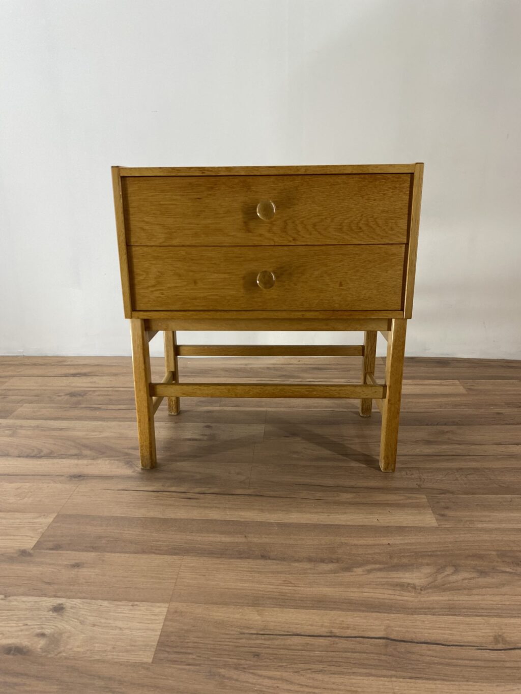 Vintage Hallbyrå i Ek - Image 3