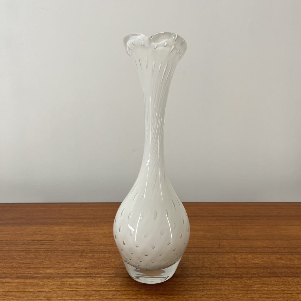 Vit Glasvas - Sölvehyttan - Image 3