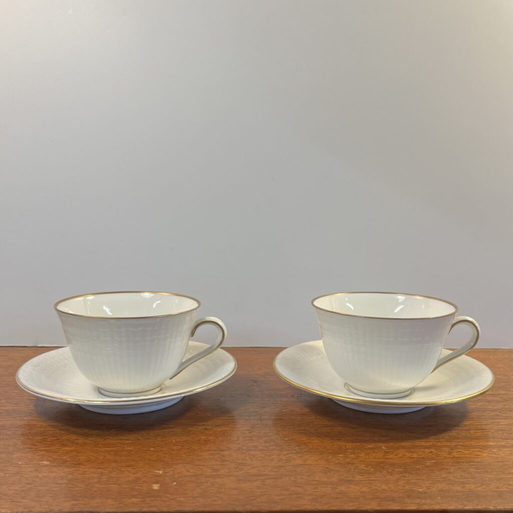 2st "Swedish Grace" Kaffekoppar med Guldkant