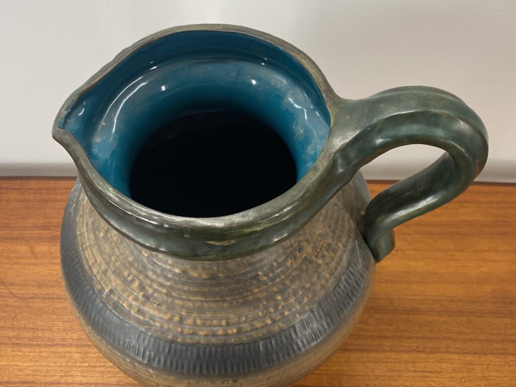 Mid-Century Vas / Kanna - Image 3
