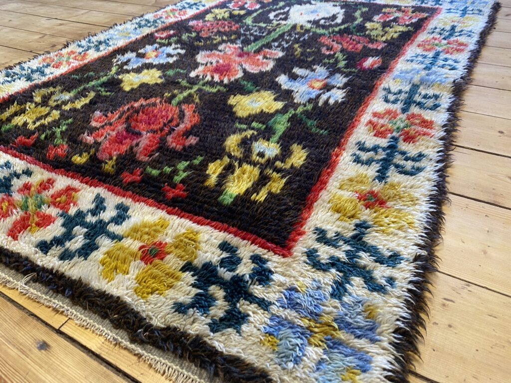 Semi Antik Ryamatta Rug - Image 2