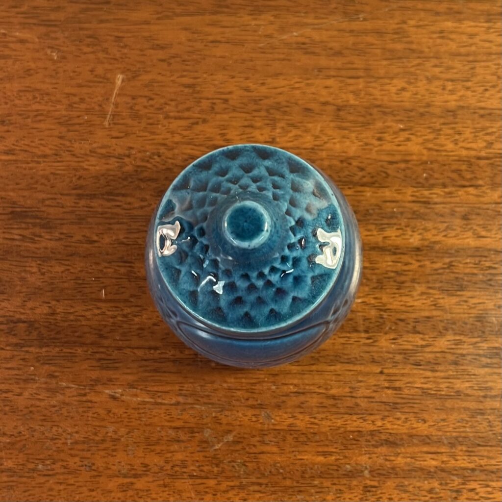 Liten Blå Lockburk i Keramik - Image 3