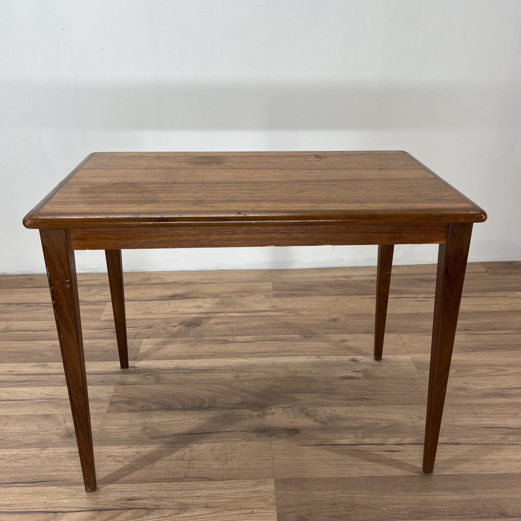 Nätt Sidobord i Teak - Image 2