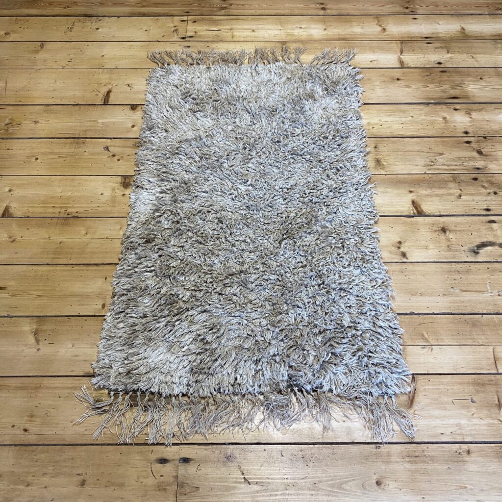 Hand woven cotton Ryamatta Rug