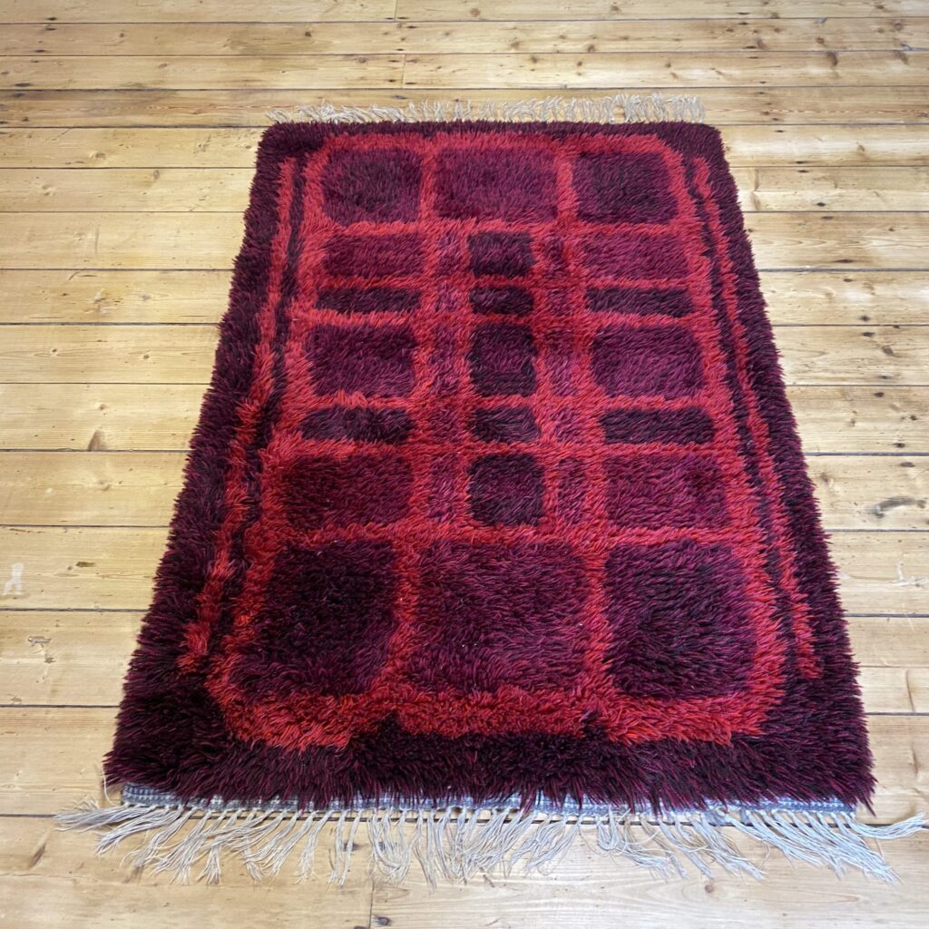 ryamatta retro rug