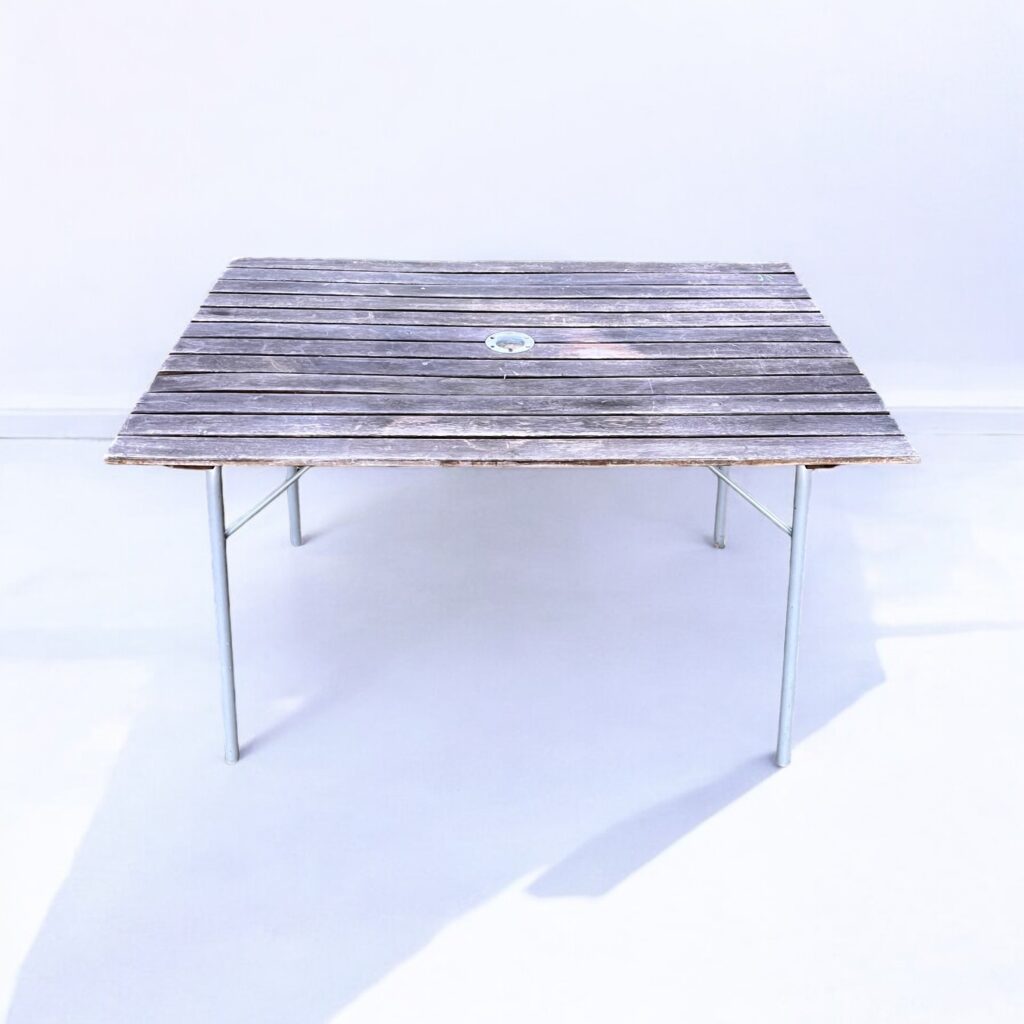 Trädgårdsbord med Metallben - Image 2