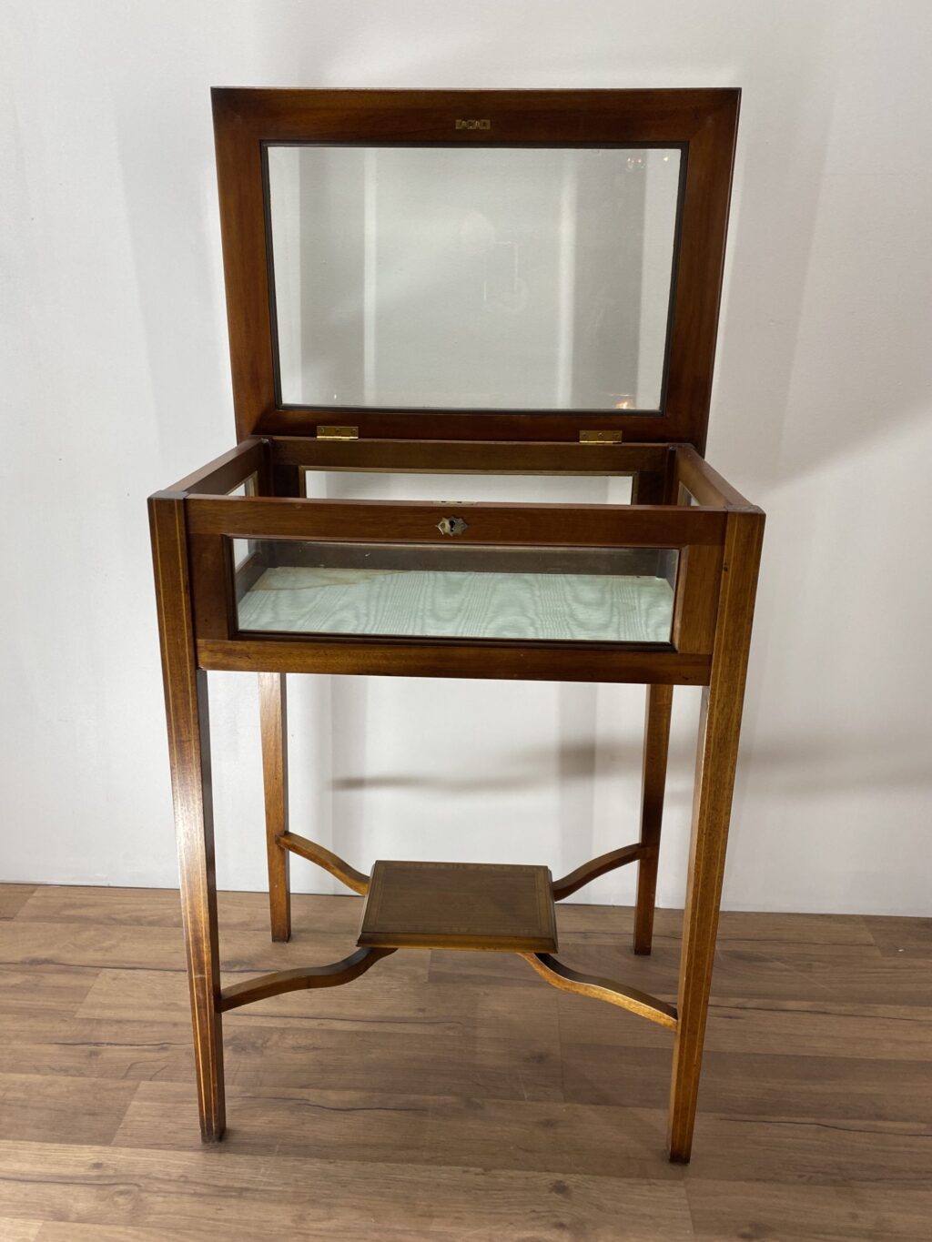 Edwardian Antique Bijouterie Display Table - Image 4