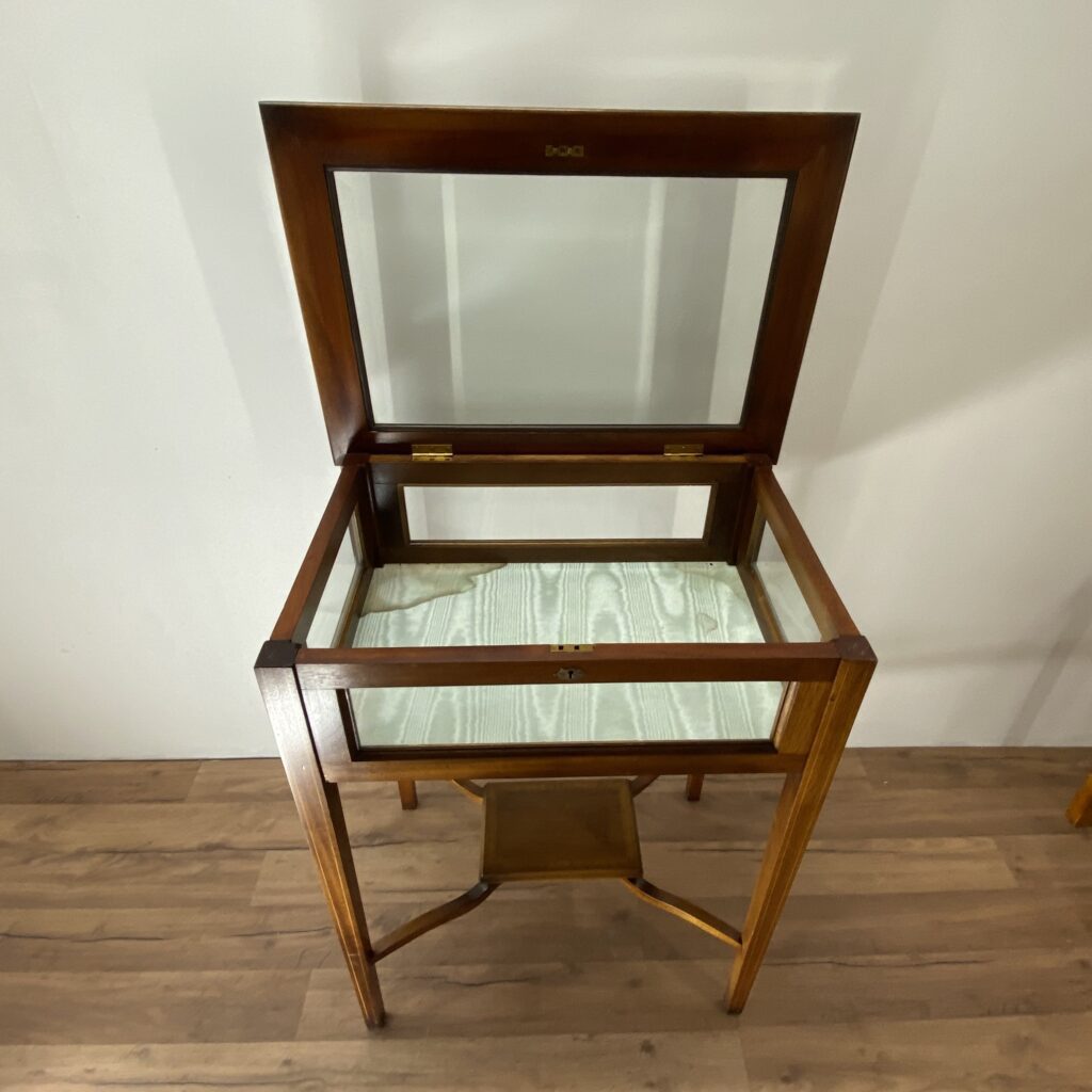 Edwardian Antique Bijouterie Display Table - Image 3