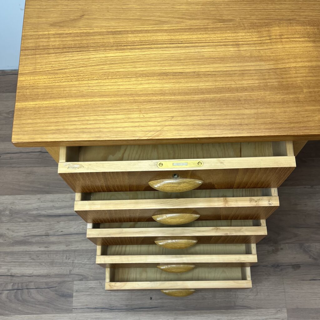 Nätt Skrivbord i Teak och Ek - Image 3