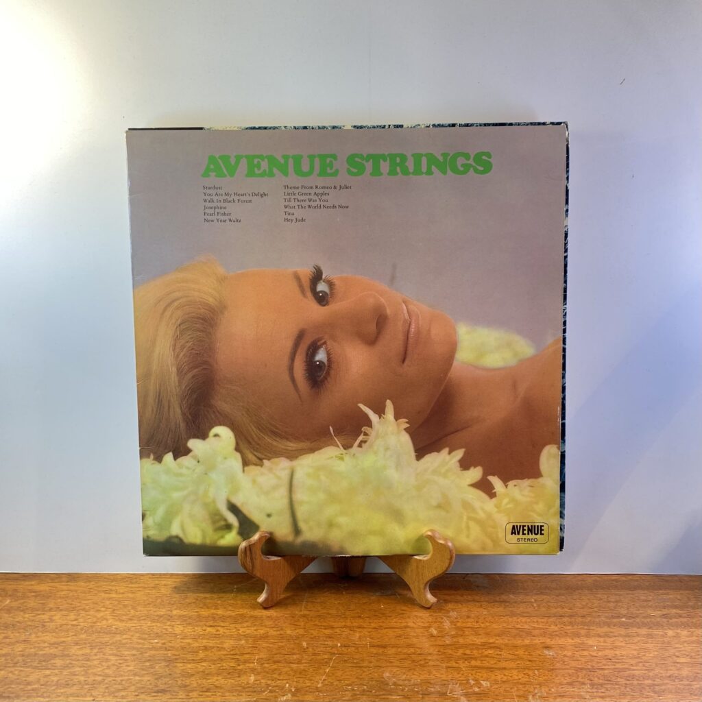 Avenue Strings