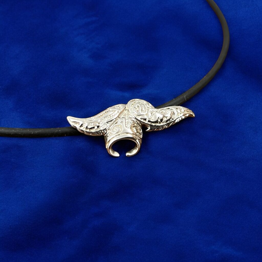Halsband med Manta i Silver - Dive4Jewelry