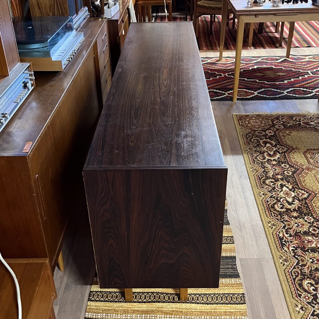 “Arild” Sideboard av Nils Jonsson för Troeds - Image 2