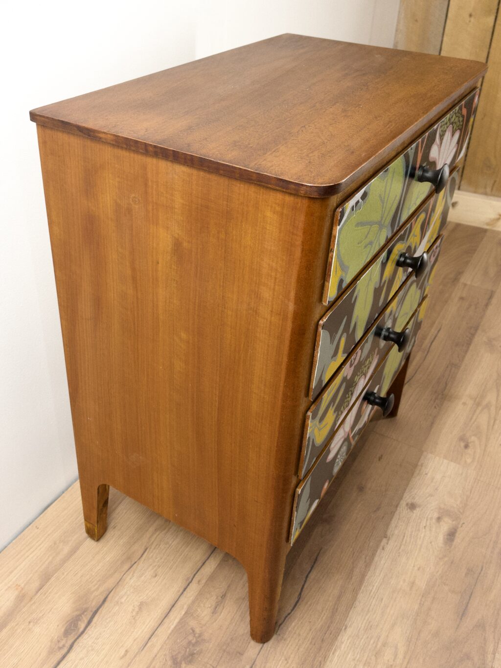 Tapetserad Teak Byrå - Image 3