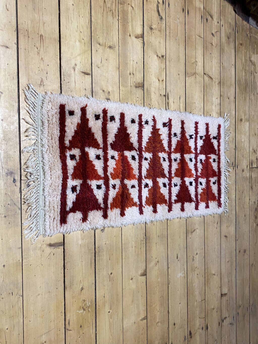 Retro Ryamatta - Forest Red