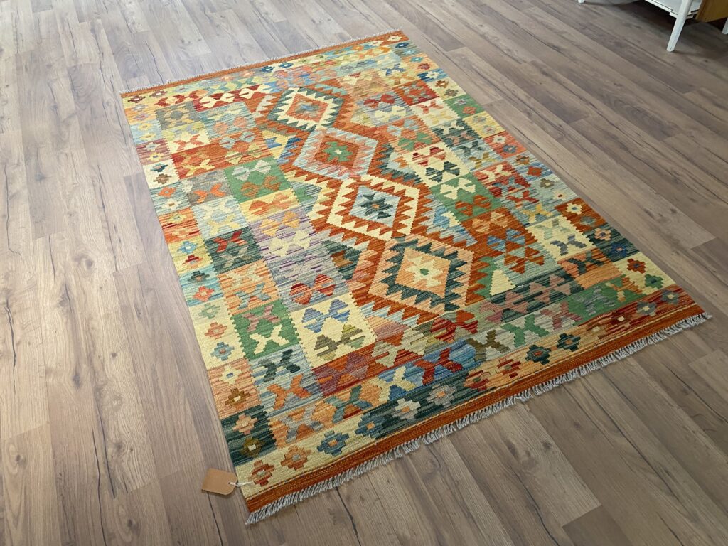 Handwoven Afghan Kelim - Image 2